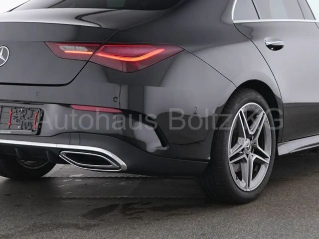 Mercedes-Benz CLA 200 AMG Line Coupé