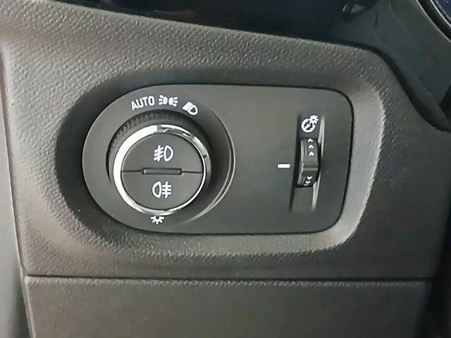 Opel Corsa ACC+LED+Navi+SHZ+Winterp.+Fernlichtass.