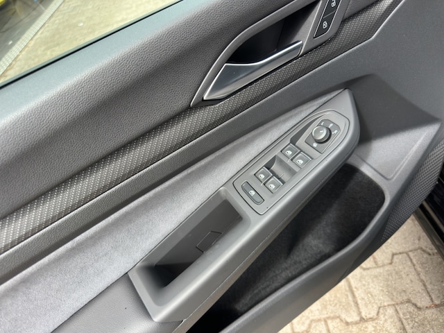 Volkswagen Golf R-Line Style Variant