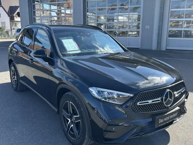 Mercedes-Benz GLC 220 4MATIC AMG Line GLC 220 d