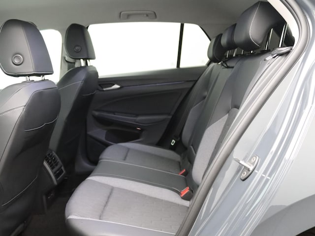 Volkswagen Golf 1.5 TSI DSG