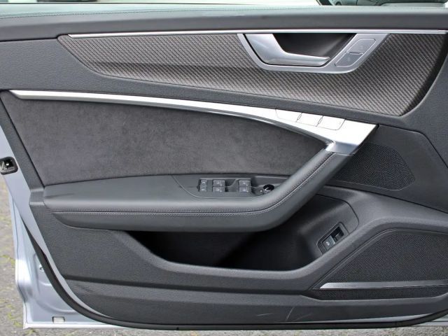 Audi RS6 Avant Performance Quattro