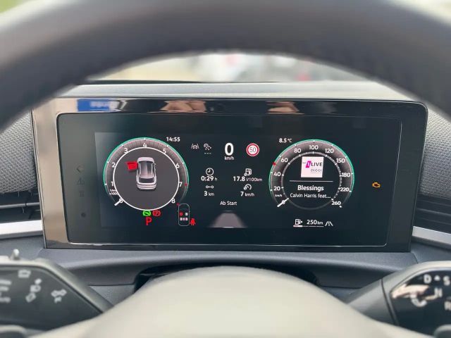 Volkswagen T-Roc 1.5 eTSI DSG R-Line