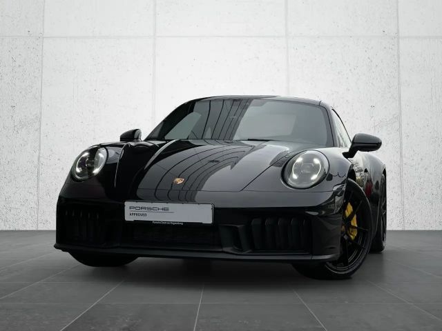 Porsche 992 Carrera Coupé GTS