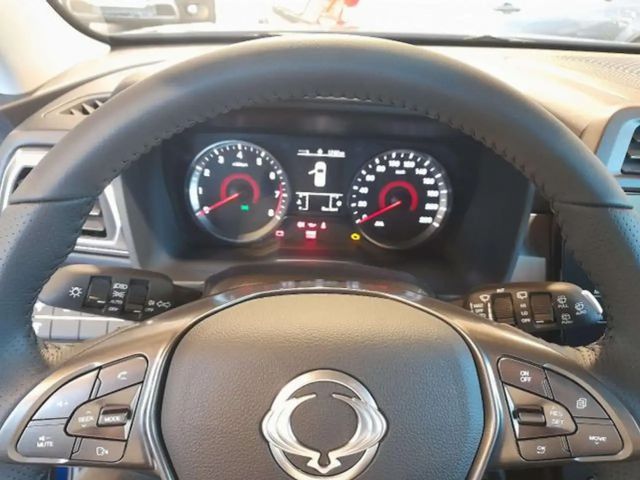 SsangYong Tivoli 2WD Quartz