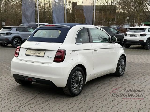 Fiat 500e +Klimaaut.+Keyless+Tempomat+Schildererkennung