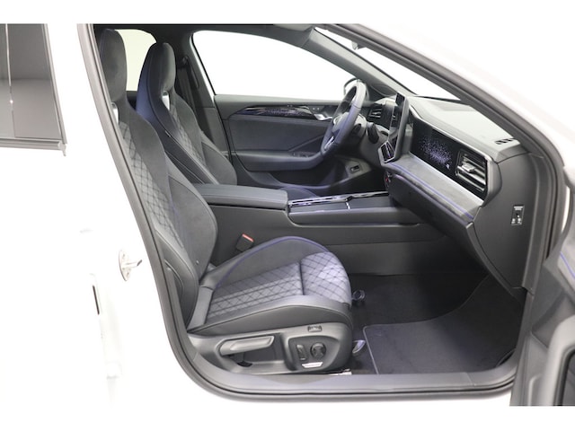 Volkswagen Passat 2.0 TDI R-Line Variant