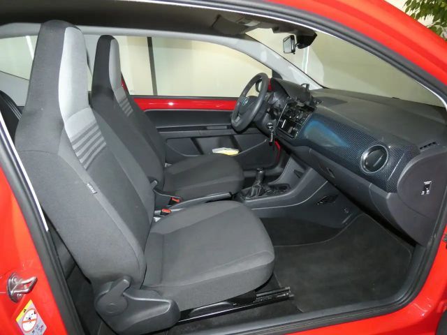 Volkswagen up! Move Move up!