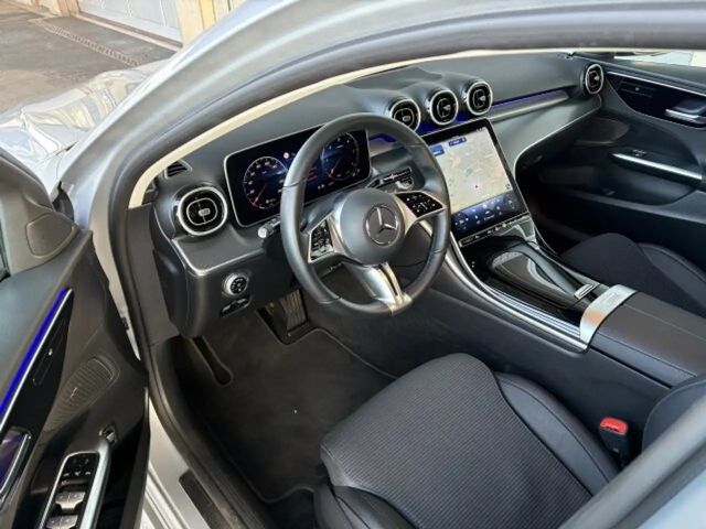 Mercedes-Benz C 200 AVANTGARDE C 200 d Sedan