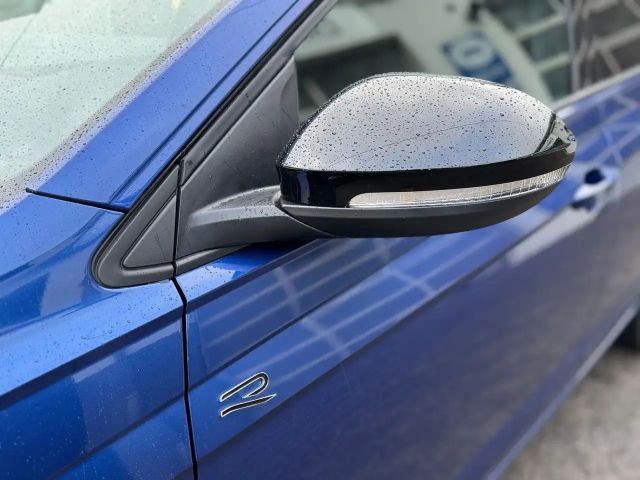 Volkswagen Taigo 1.0 TSI DSG R-Line