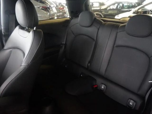 MINI Cooper COOPER 1,5 CAMDEN LEDER NAVI LED SHZ TEMPOMAT 17"