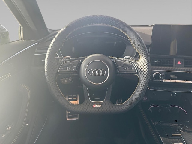 Audi RS4 Avant Quattro