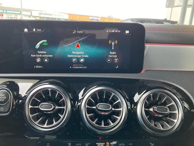 Mercedes-Benz CLA 200 AMG Line CLA 200 d Coupé