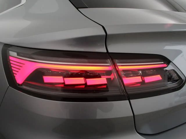 Volkswagen Arteon R-Line eHybrid