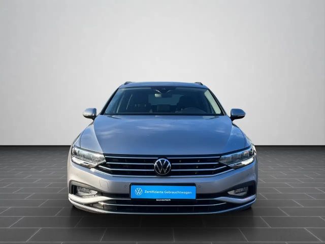 Volkswagen Passat 1.5 TSI Business DSG Variant