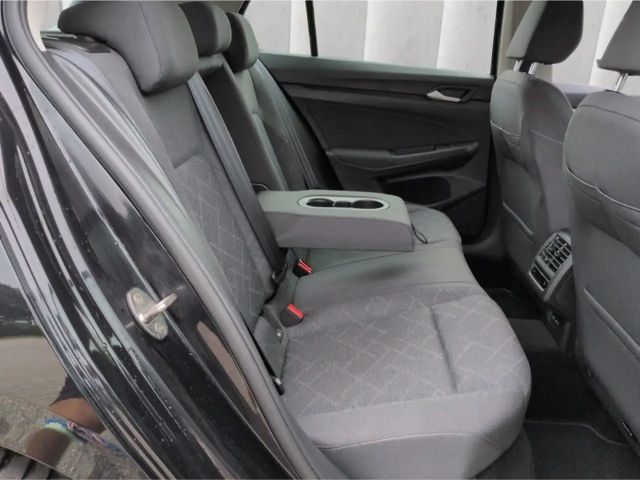 Volkswagen Golf 2.0 TDI Golf VIII Life