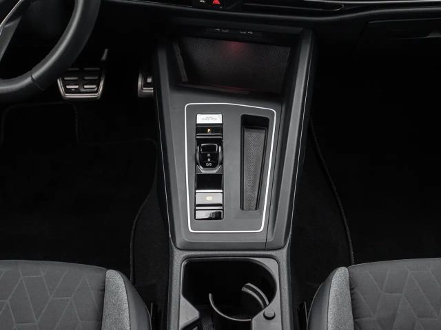 Volkswagen Golf 2.0 TDI DSG Life Variant