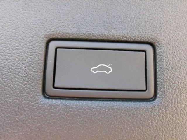 Ford Explorer Extended range RWD