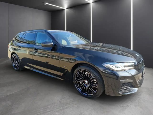 BMW 530 530i M-Sport Touring xDrive