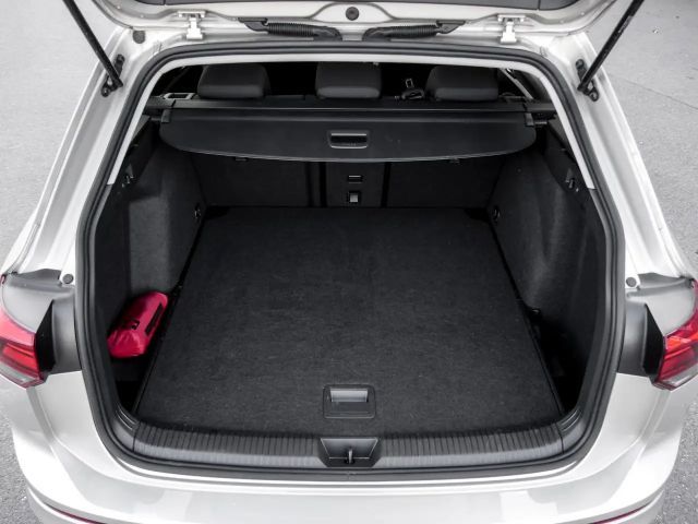 Volkswagen Golf 1.5 TSI Golf VIII Move Variant