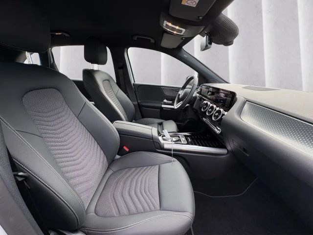 Mercedes-Benz B 200 Progressive