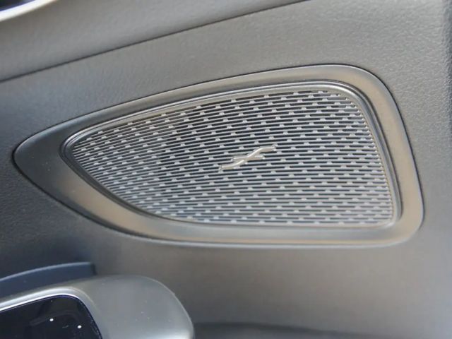 Mercedes-Benz C 180 AVANTGARDE