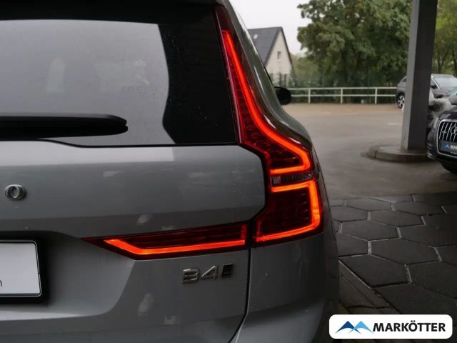Volvo XC60 AWD Dark Plus