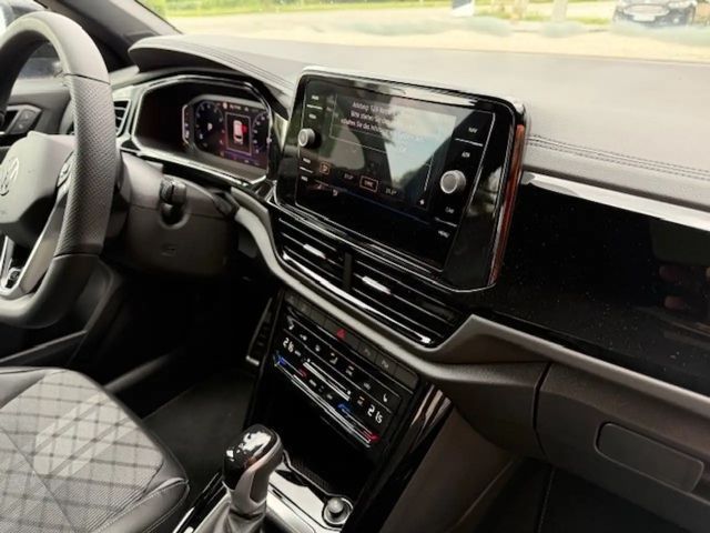 Volkswagen T-Roc IQ.Drive R-Line