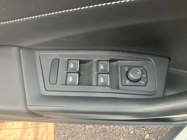 Volkswagen T-Roc Cabriolet DSG R-Line