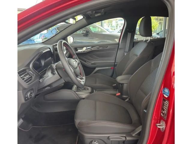 Ford Focus EcoBoost ST Line