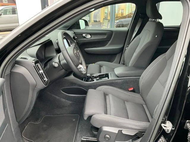 Volvo XC40 AWD Core Recharge