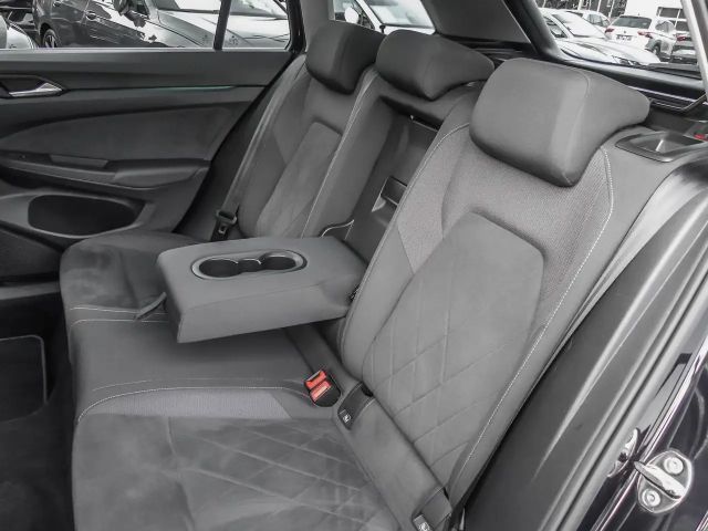 Volkswagen Golf 1.5 TSI Style Variant