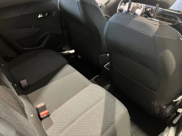 Peugeot 2008 1.2 145 S tyle LED+SHZ+KlimaA+PDC+Facelift