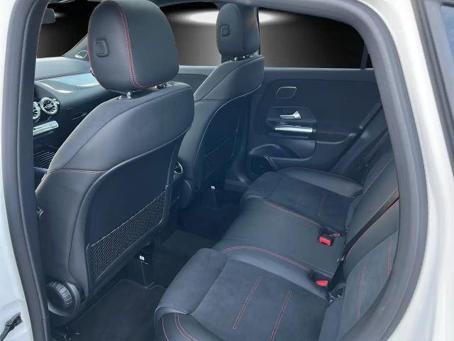 Mercedes-Benz GLA 250 4MATIC AMG Line