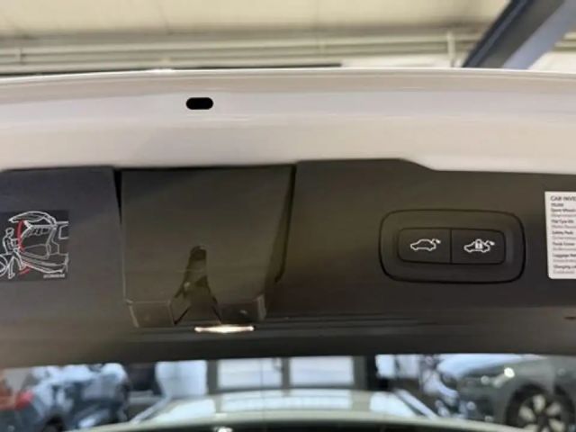 Volvo V60 AWD Dark Plus Recharge T6