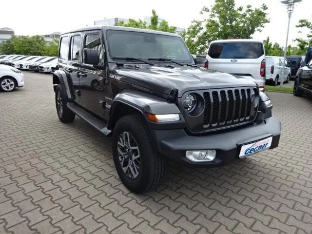 Jeep Wrangler Sahara