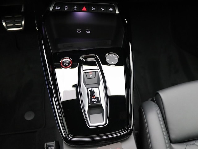 Audi RS3 Quattro S-Tronic Sedan