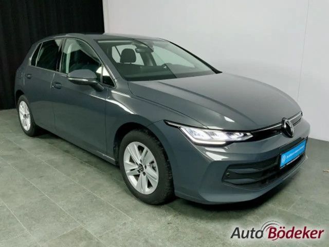 Volkswagen Golf 1.5 eTSI DSG Life