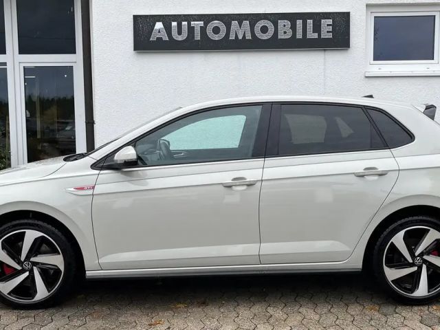 Volkswagen Polo 2.0 TSI DSG GTI IQ.Drive
