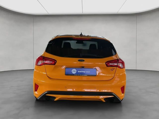 Ford Focus EcoBoost ST Line