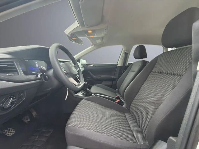 Volkswagen Polo Basis