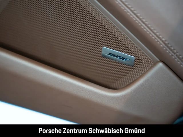 Porsche 992 4 Coupé GTS Targa