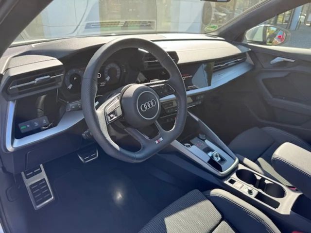 Audi A3 35 TDI S-Line Sedan Sportback