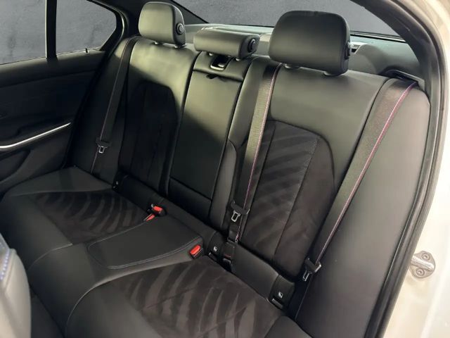BMW 330 M-Sport Sedan