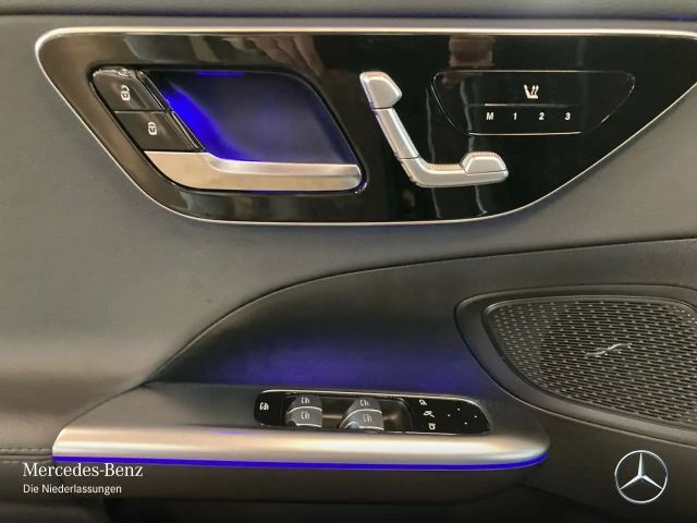 Mercedes-Benz C 180 AVANTGARDE Sedan