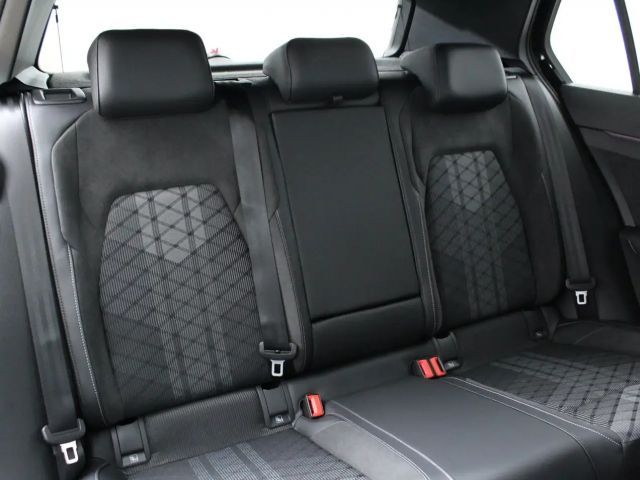 Volkswagen Golf DSG Sport