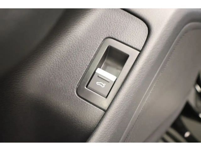 Audi A6 40 TDI Avant S-Line S-Tronic