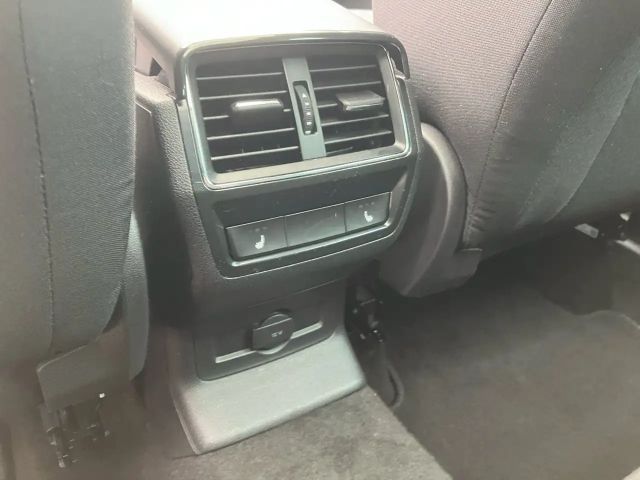 Skoda Karoq 1.5 TSI Tour