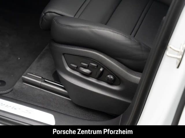 Porsche Cayenne Coupé E-Hybrid S