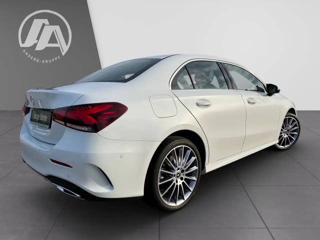 Mercedes-Benz A 250 A 250 e AMG Line